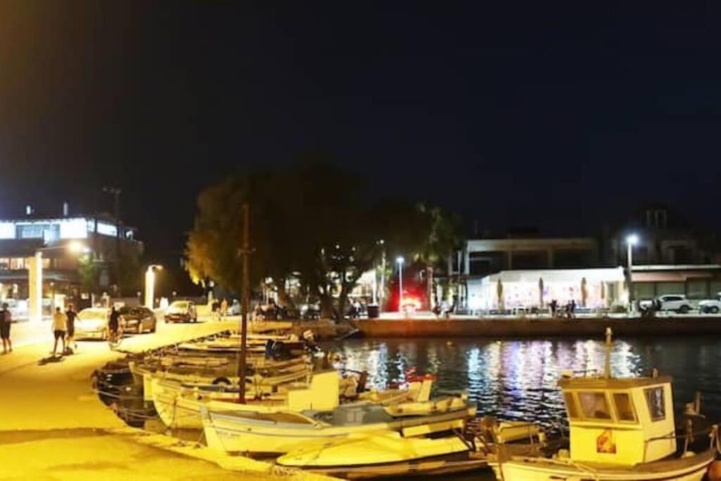 Πολυτελές Διαμέρισμα 2 Χαλκίδα-Παραλία Αυλίδος Paralia Avlidhos Exterior photo